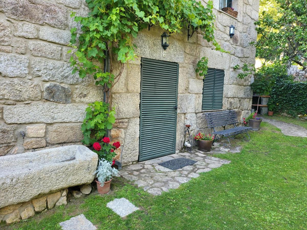 Hostal Conjunto Entre Acebos Sotillo de Sanabria Exterior foto
