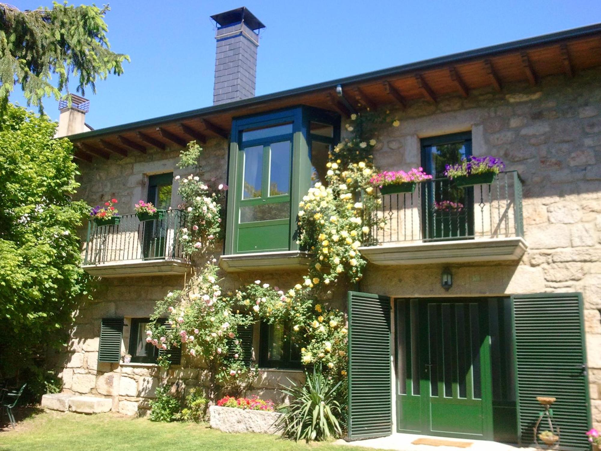 Hostal Conjunto Entre Acebos Sotillo de Sanabria Exterior foto