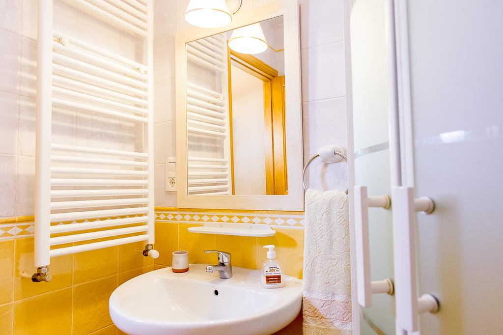 Hostal Conjunto Entre Acebos Sotillo de Sanabria Exterior foto